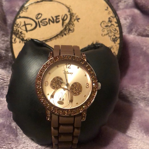 Disney Watch - Picture 2 of 2